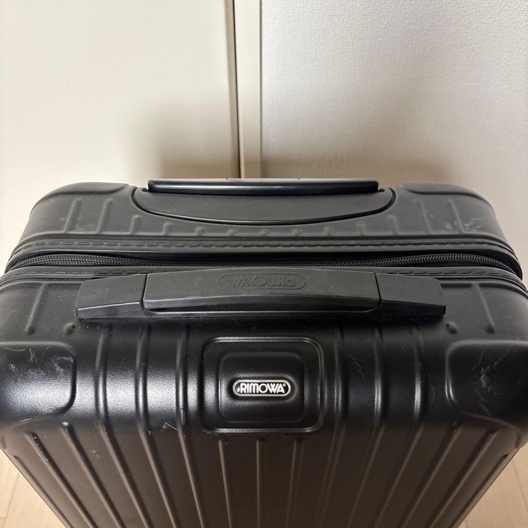 RIMOWA 機内持ち込みスーツケース