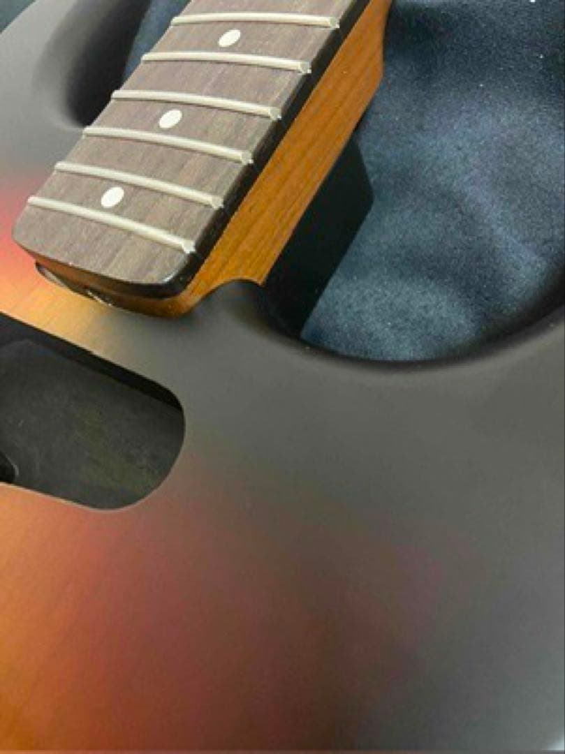 ストラトキャスター サンバーストボディとローストメイプルネックセット打痕の為特価