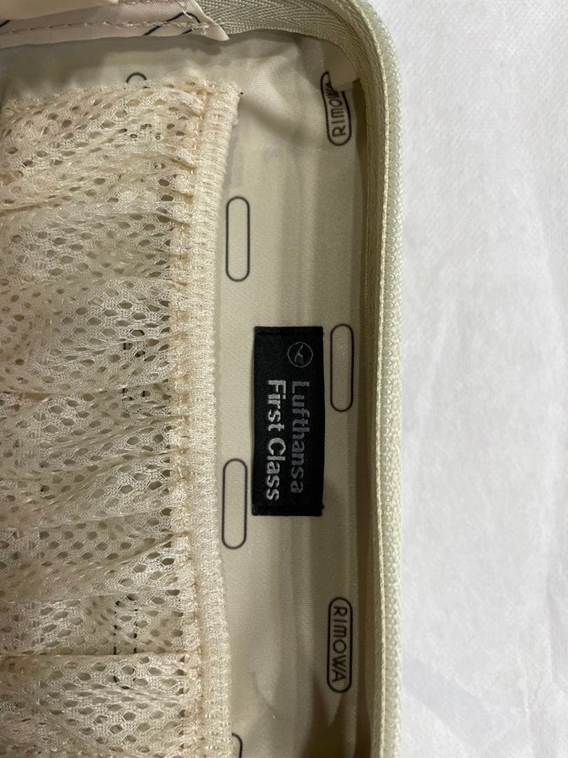 RIMOWA リモワ　ファーストクラスアメニティケース　非売品