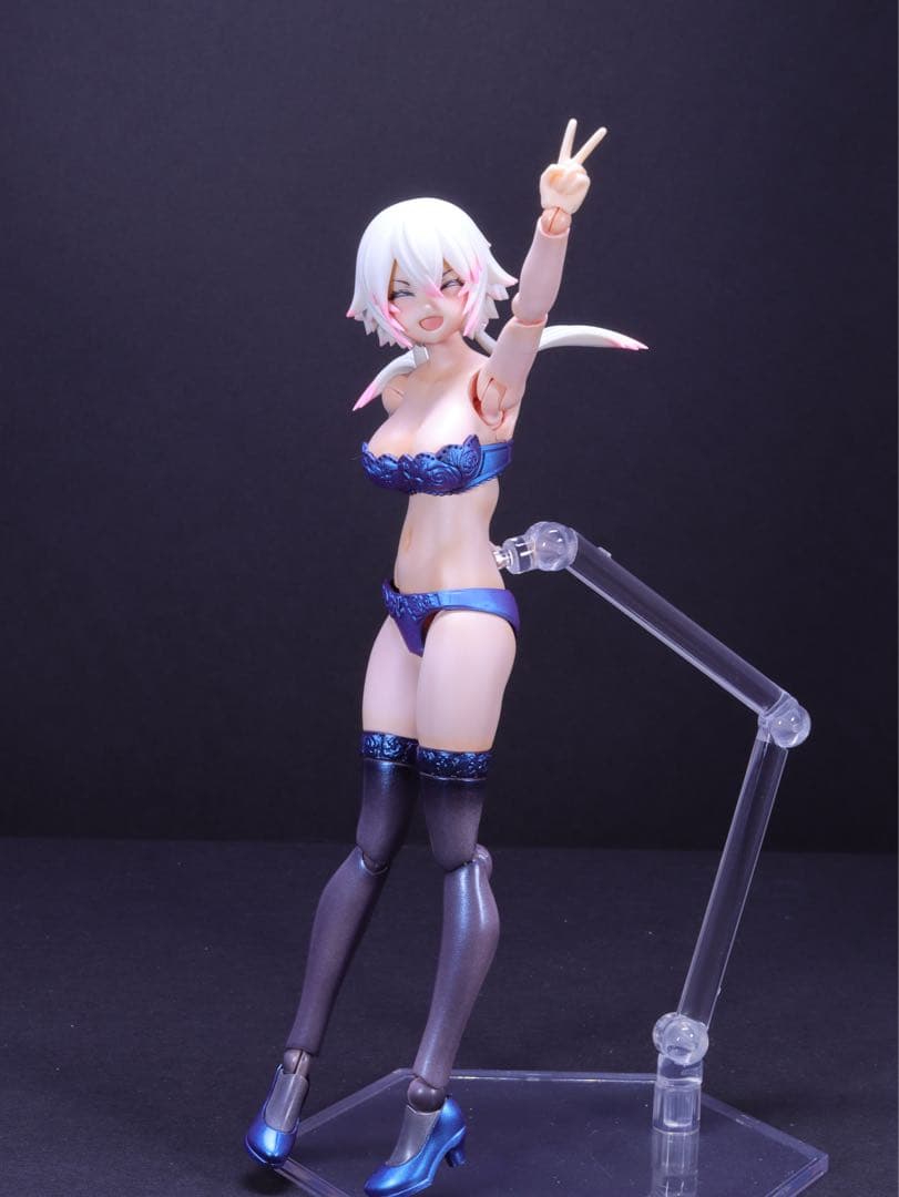 メガミデバイス　スサノヲレガリア　塗装済み完成品　素体付き