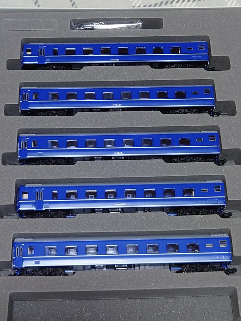 トミックス92814よりオハネフ24が2両とオハネ24が3両　扉帯無し