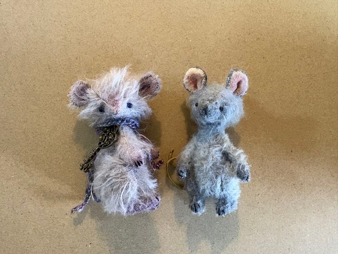 都会（街）のねずみ　と　田舎のねずみ　アートドール　作家