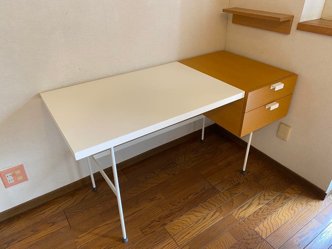 新品展示のみピエールポラン机デスクMETROCS定価209,000円無印イームズ