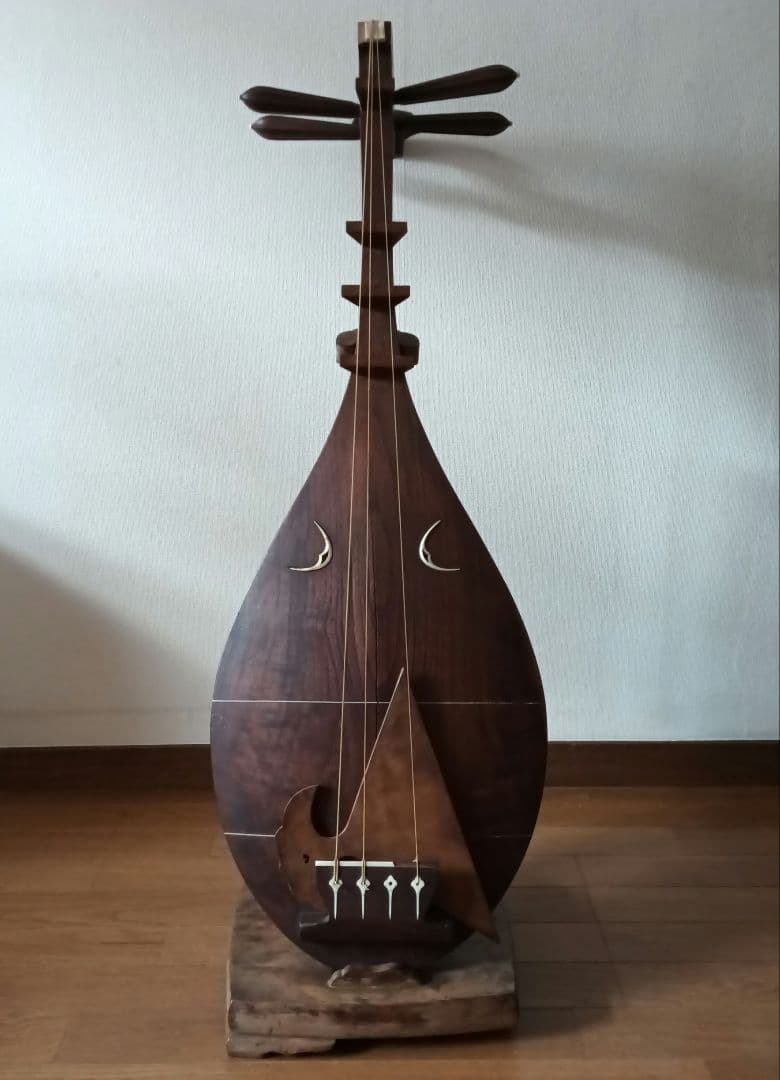 琵琶　木製 4弦 和楽器 スタンド付き