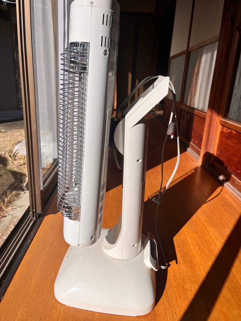 美品　遠赤外線暖房機 セラムヒート ダイキン ERFT11MS 電気ストーブ