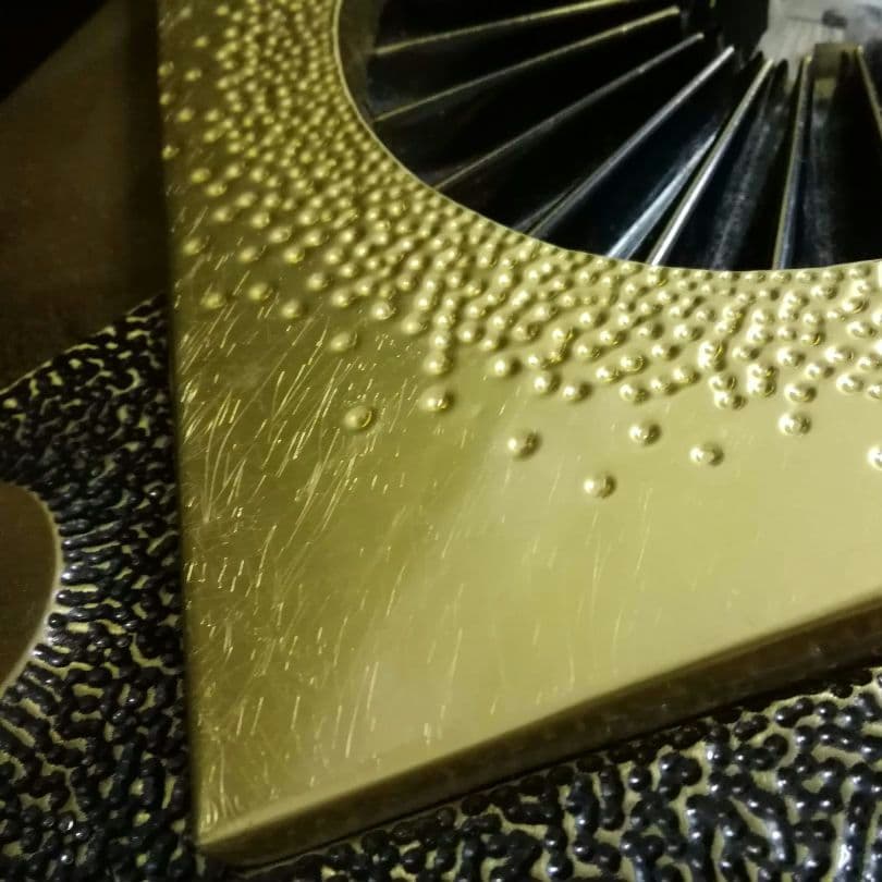 逸品　オブジェ　スティーブンチュン　ウォールデコ　スカルプチャー　ブルータリズム