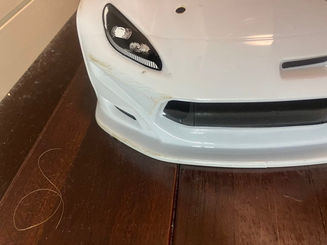 ヨコモRD2.0完成品から外した物GR86ボディ　ホワイト プロポ、ジャイロ