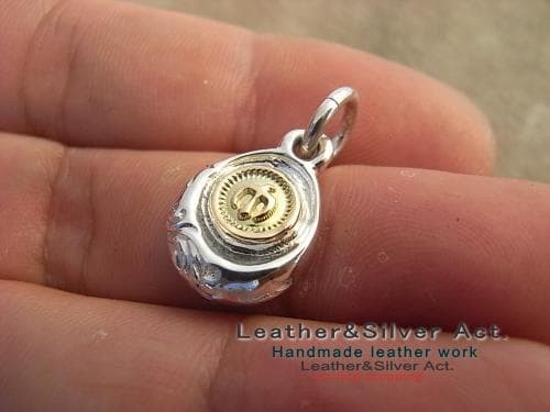 イーグル ペンダントトップ　シルバー925　ゴールド（ｋ18）イーグル手彫り