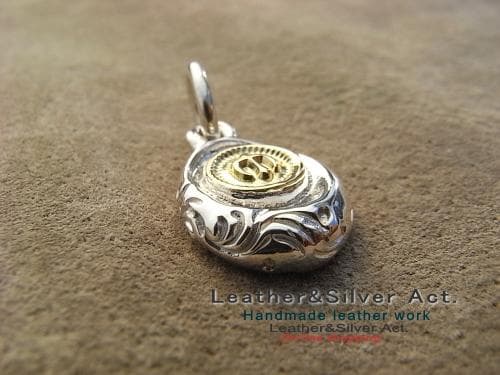 イーグル ペンダントトップ　シルバー925　ゴールド（ｋ18）イーグル手彫り