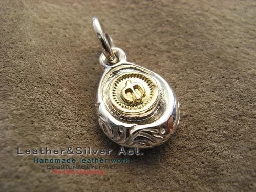 イーグル ペンダントトップ　シルバー925　ゴールド（ｋ18）イーグル手彫り