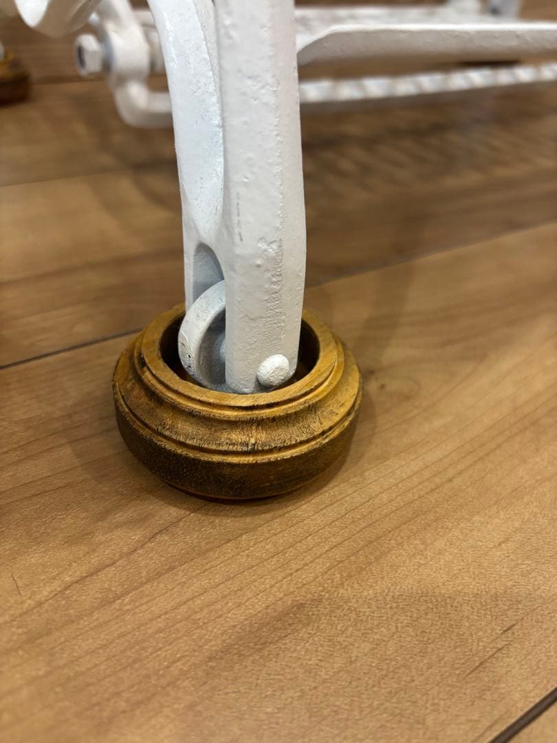 singer ホワイト網足　ミシンテーブル　引き出しつき