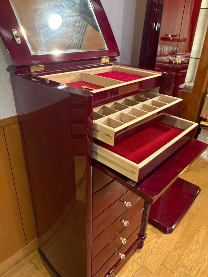 ジュエリーボックス 　チェスト　ワインレッド　三越