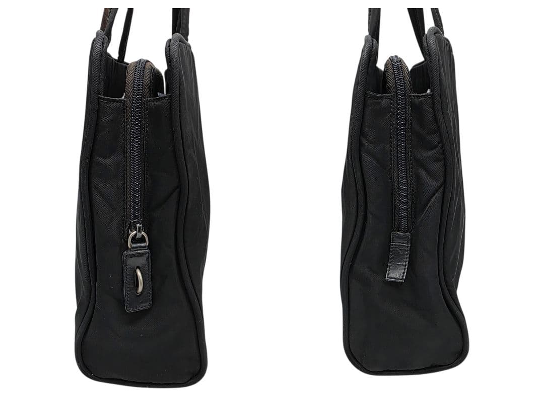 takapi様✨【三角プレート　A4可】プラダ　ビジネスバッグ　テスートナイロン