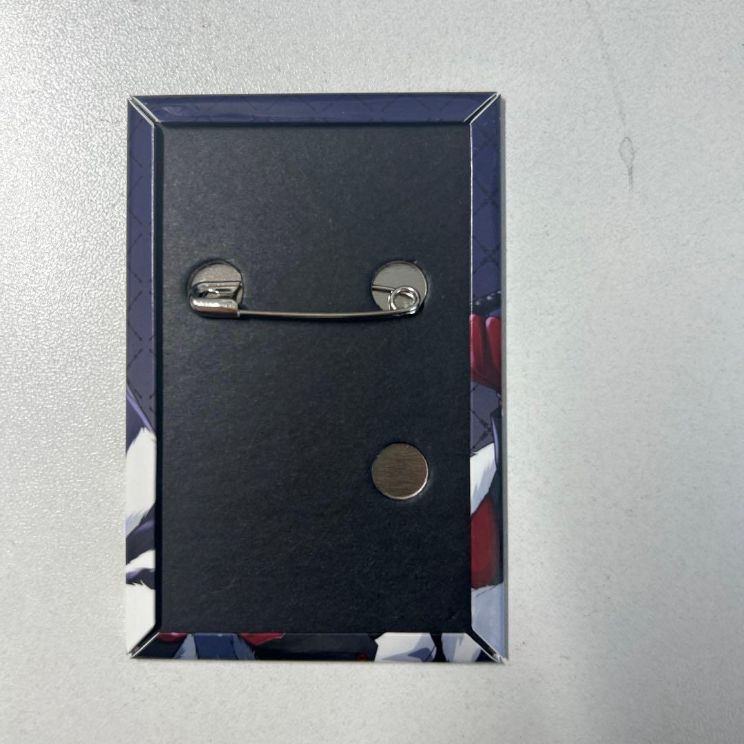 ツイステッドワンダーランド デイヴィス・クルーウェル 長方形 缶バッジ