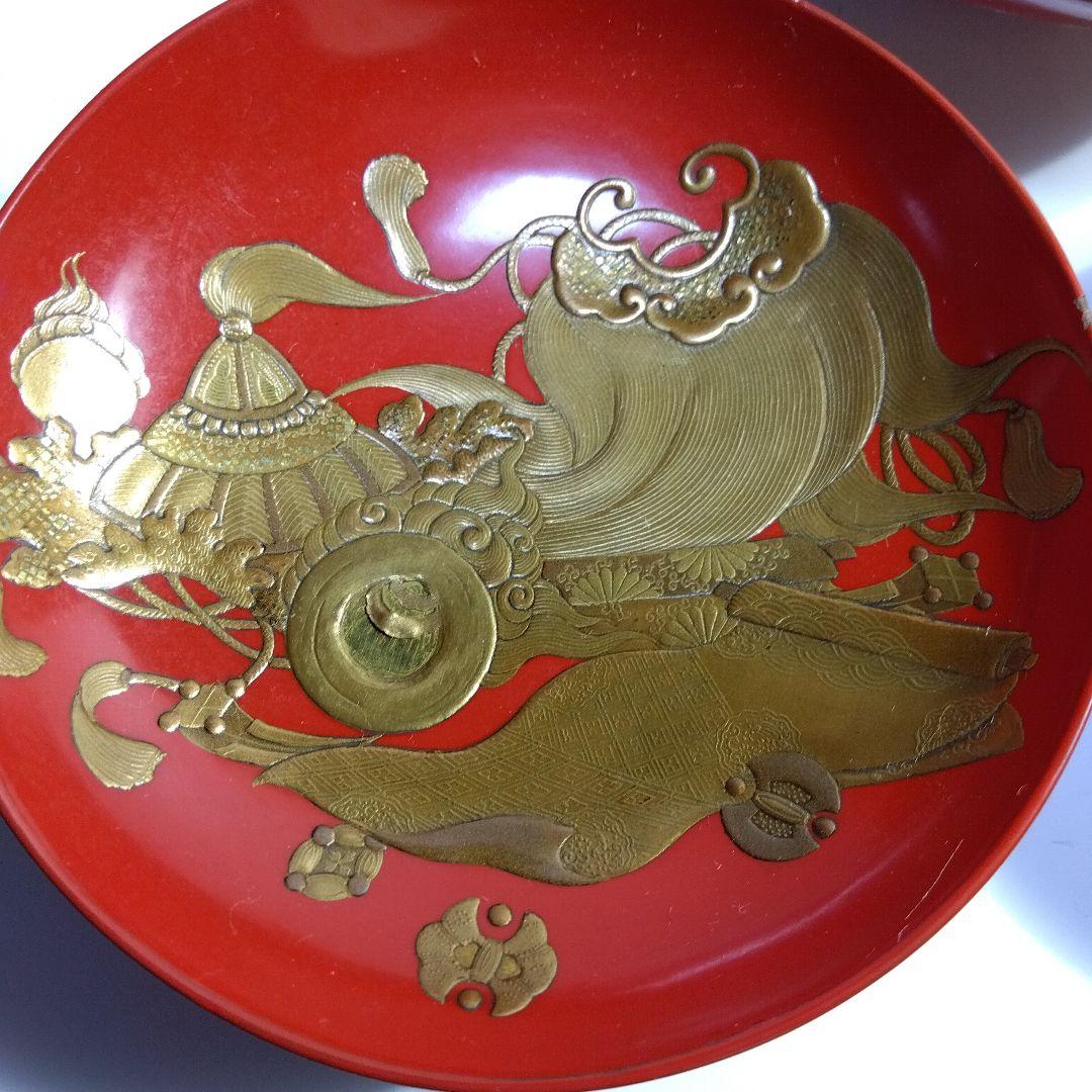 加賀蒔絵　高蒔絵祝い　三つ杯　盃　漆芸　時代高級高蒔絵杯　大正期　黒塗共箱