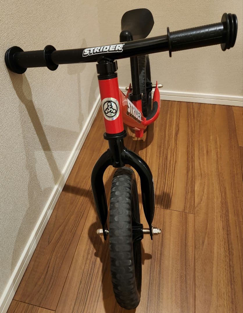 STRIDERストライダー12インチ(レッド)とキャリーバッグのセット