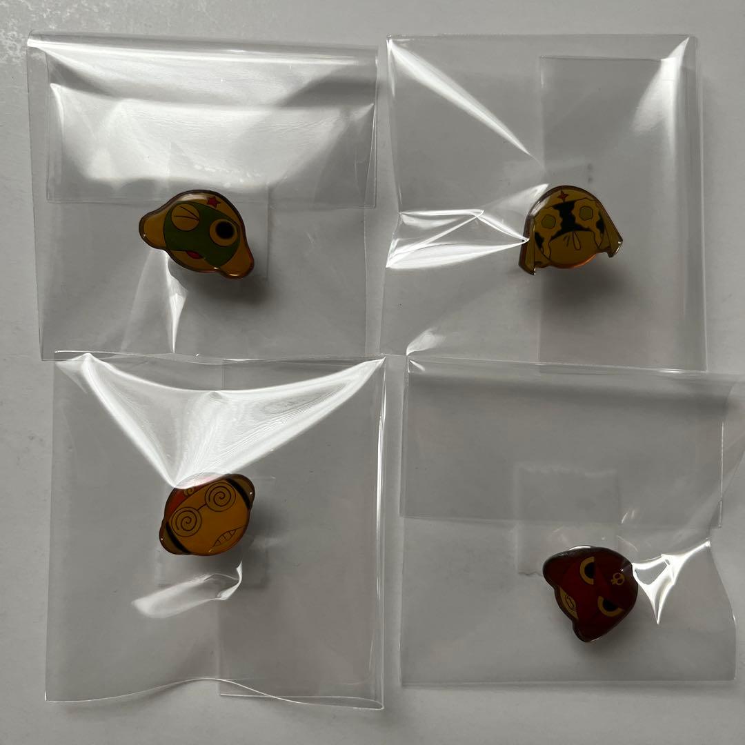 ピンバッジ等 ガンダム　ワンピース　ケロロ軍曹　鬼滅の刃　仮面ライダー　他