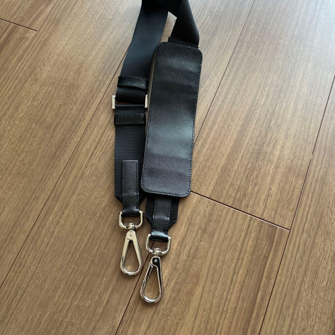 プラダ　ブラックナイロンキャリーケース未使用