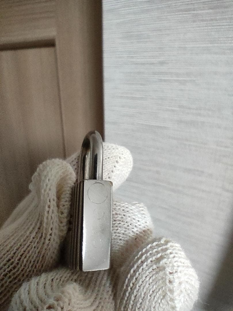 ※T's Fact【No.102】HERMES カデナ 鍵 シルバー