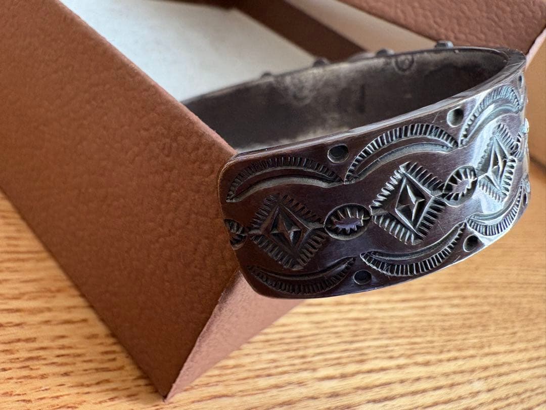 ナバホ族アーノルドグッドラック インディアンジュエリー バングル ターコイズ