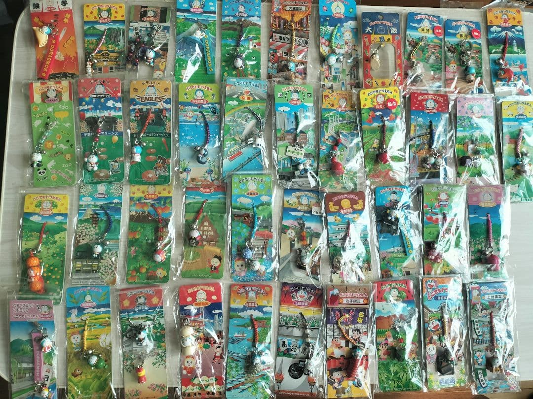 どこでもドラえもん 根づけ 42種 セット キーホルダー ストラップ ご当地