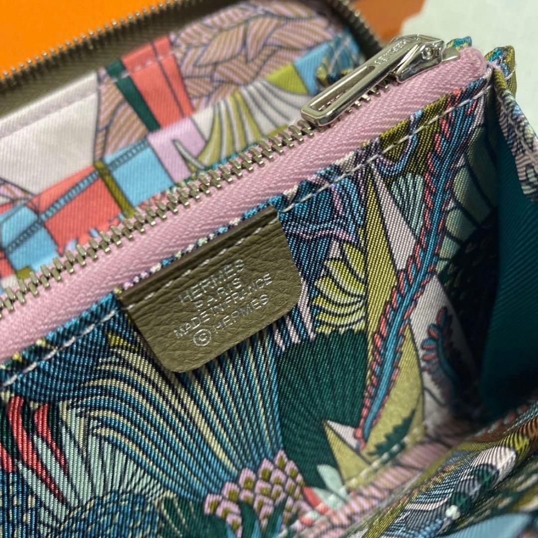 ル*ビ様 美品　エルメス シルクインコンパクト エトゥープ