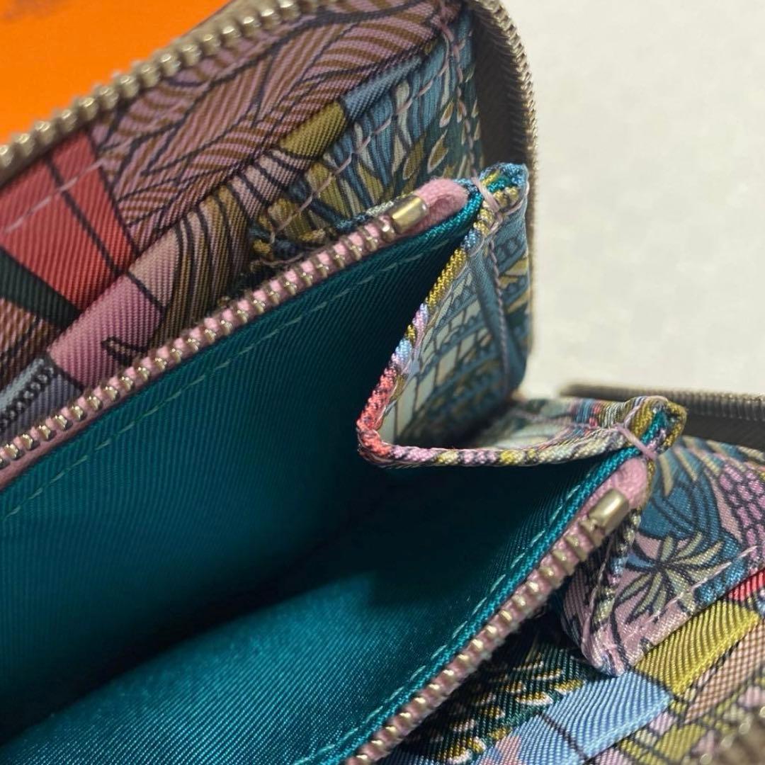 ル*ビ様 美品　エルメス シルクインコンパクト エトゥープ