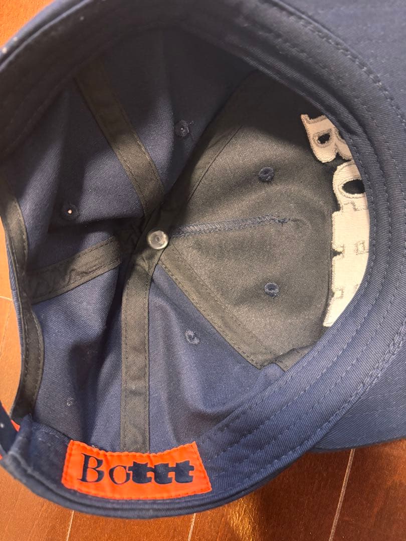 Bottt ネイビー 刺繍ロゴキャップ　BOTT × TTT MSW コラボ