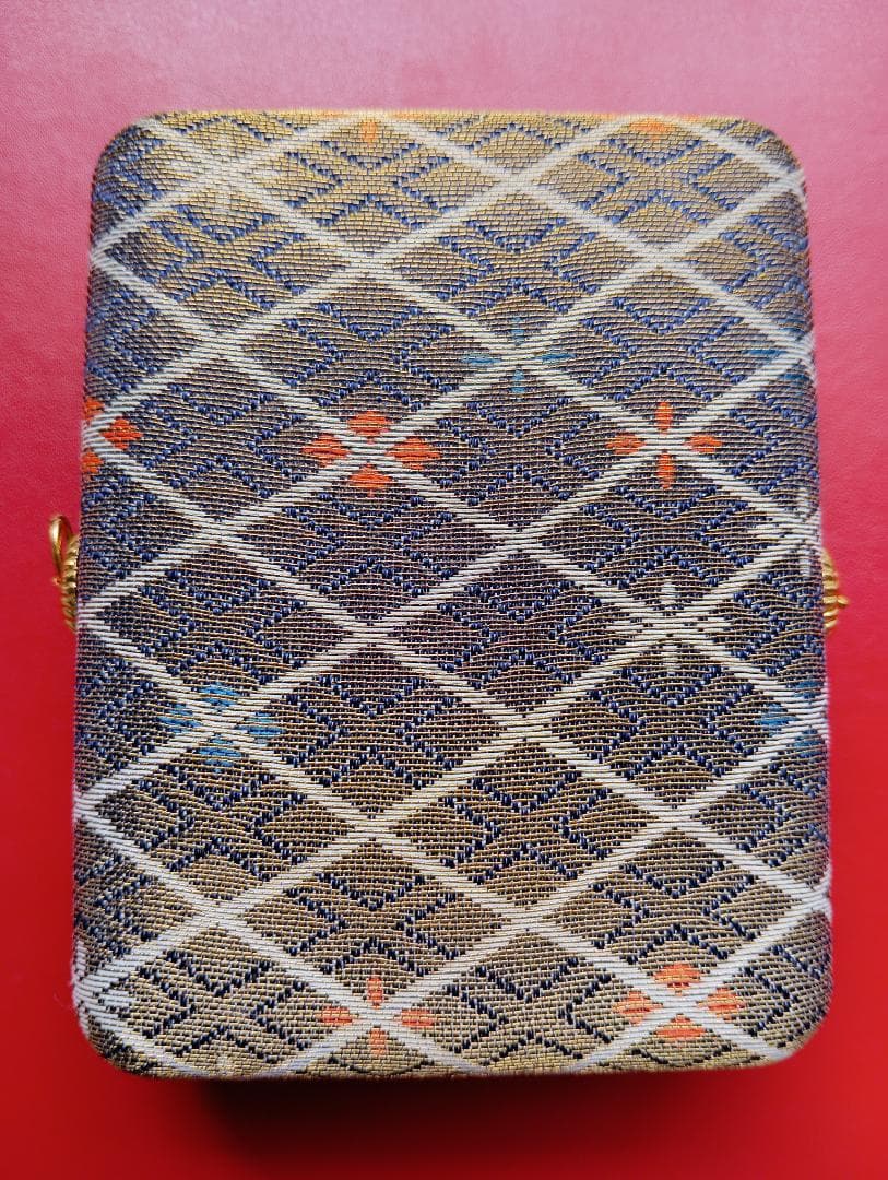 真光ペンダント、ネックレス、バッジ、ペンダントケース、ニュース記事