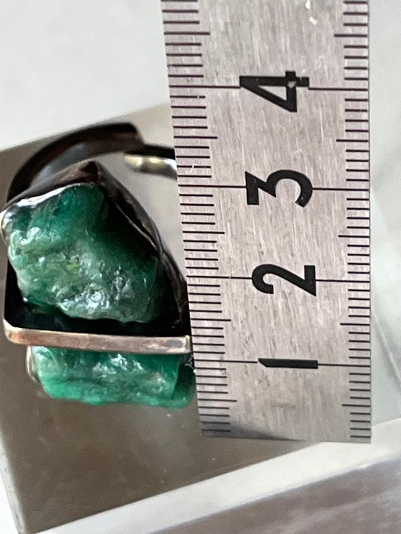 天然石エメラルド原石リングアトリエ「之」