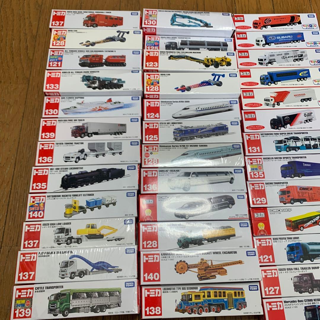 トミカ　まとめ売り37台