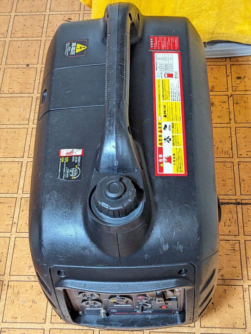 ワキタHPG2300isインバータ発電機、ジャンク。
