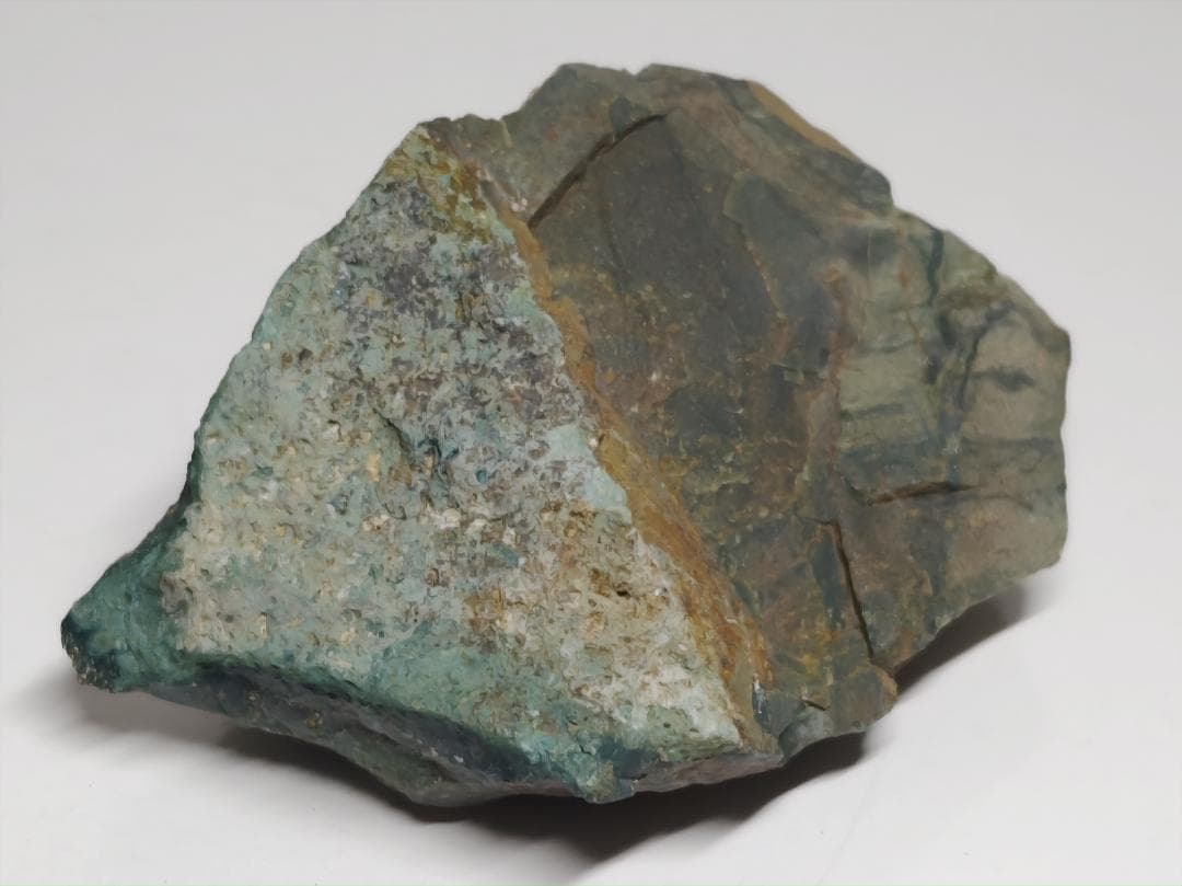 M-84 出雲石 294g 碧玉 瑪瑙 原石 鑑賞石 自然石 誕生石 鉱石 鉱物