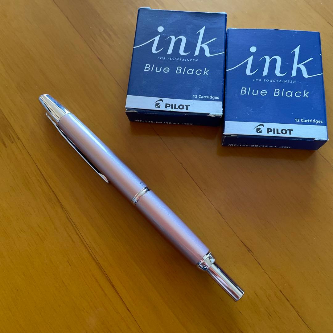 パイロット　万年筆　ノック式　キャップレスデシモ　シャンパンピンク