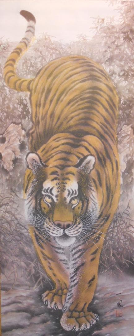 掛け軸 一鳳 猛虎 絹本 希少 軸装 茶道具 掛軸 美品 です。