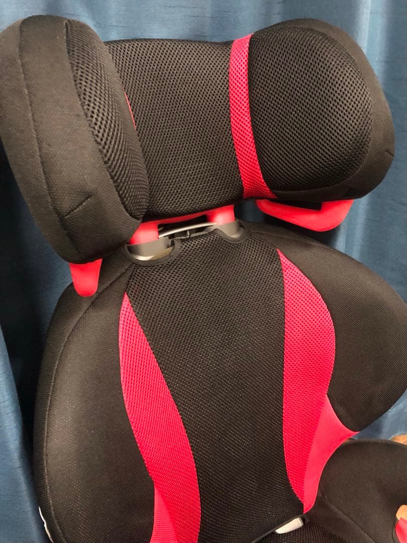 AILEBEBE エールべべ　チャイルドシート　スカーレットブラック