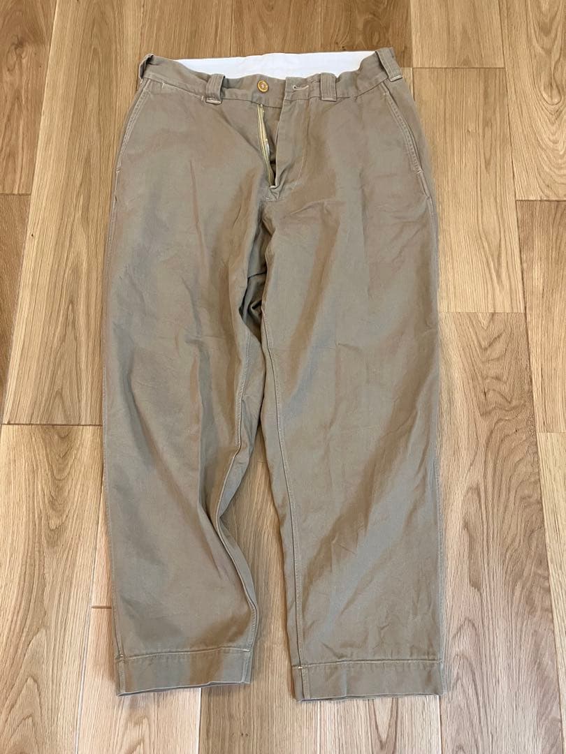 45r ベージュ チノパン