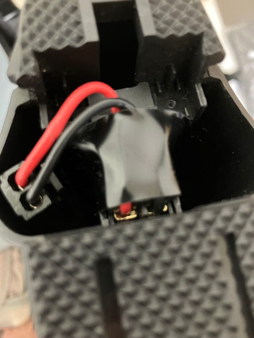 東京マルイ製　次世代M4 CQB-R リポバッテリー使用可　外装パーツ付き