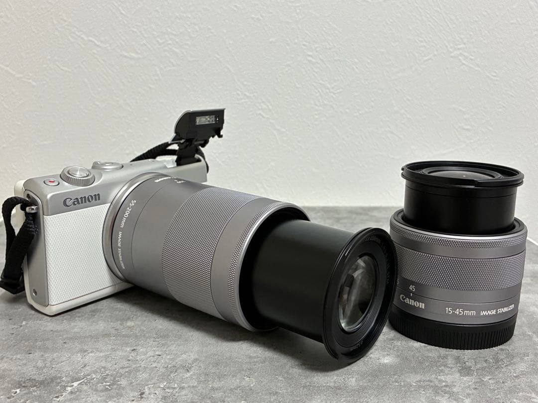 ⭐️極美品⭐️元箱付き⭐️Canon EOS M100 ダブルズームキット ホワイト
