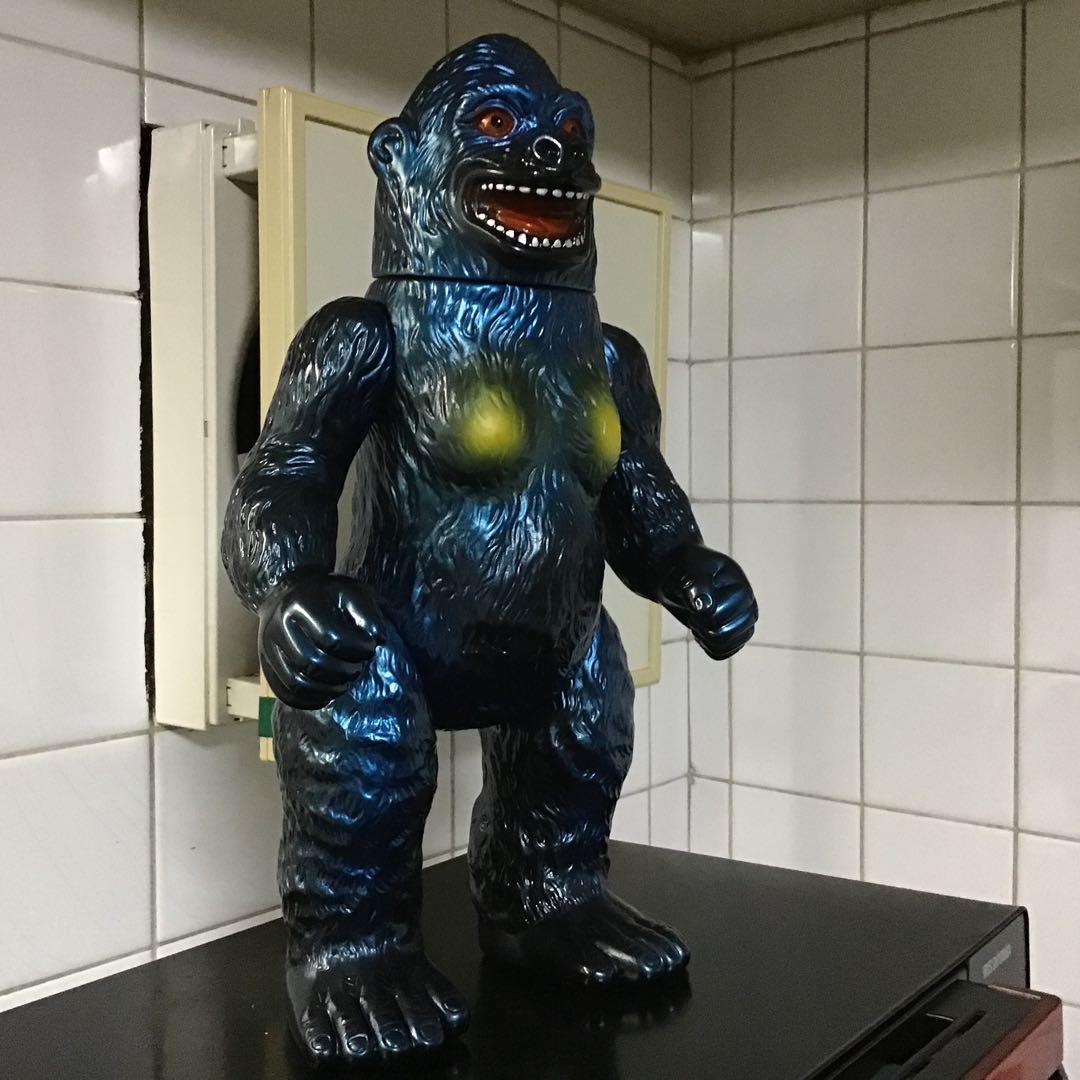 マルサン　ジャイアントゴリラ　黒成形色　青 約30cm 可動式　プロフ必読