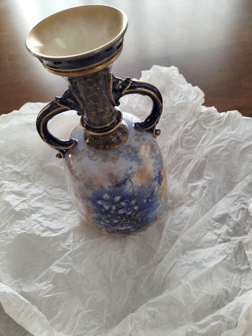 アンティーク　ドルトン・バースレム　ベース（花瓶）（イギリス）