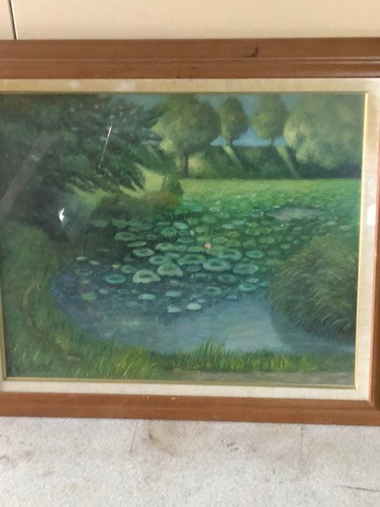 左下に作者名相手あります　作者名はわかりませんなのでこの値段です