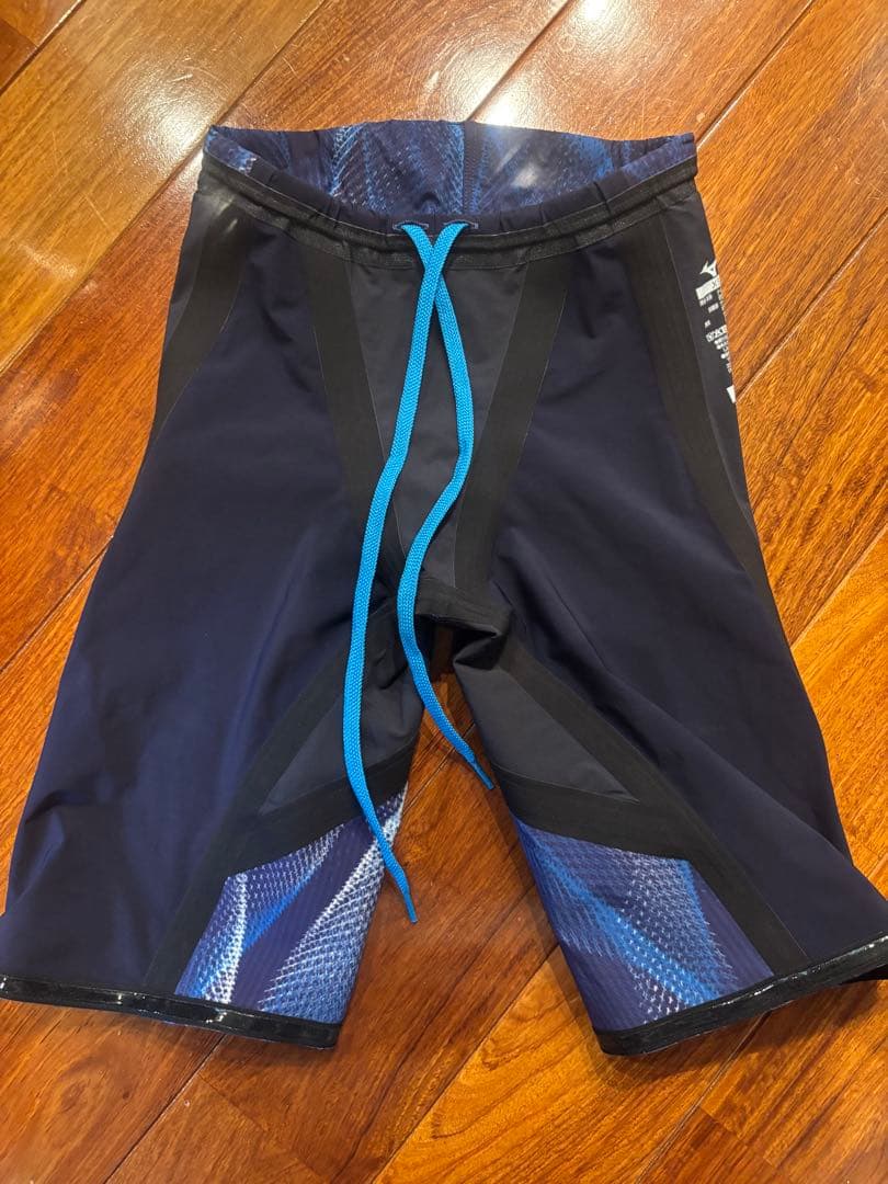 イトマン選手用　高速水着　FINA承認 ミズノ GX SONIC Ⅴ XS