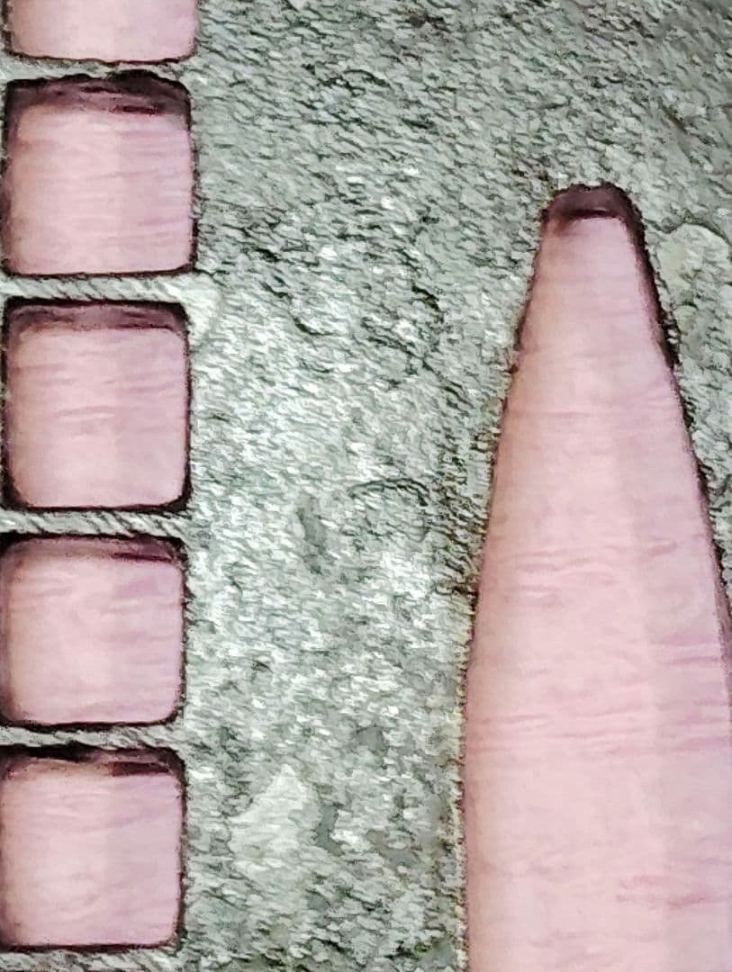 刀装具 鐔 鍔 在銘 鉄地 格子 三つ葉図透かし 金象嵌 丸形鐔 時代物