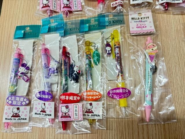 ご当地キティ ストラップ ボールペン 他 まとめ売り ハローキティ
