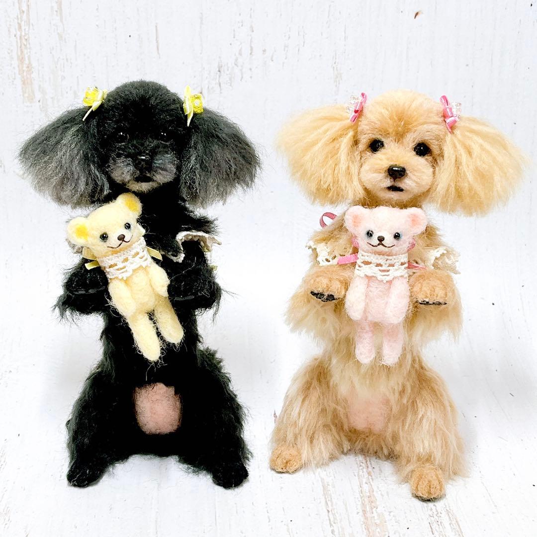 Hiroko 羊毛フェルト 犬 トイプードルちゃん