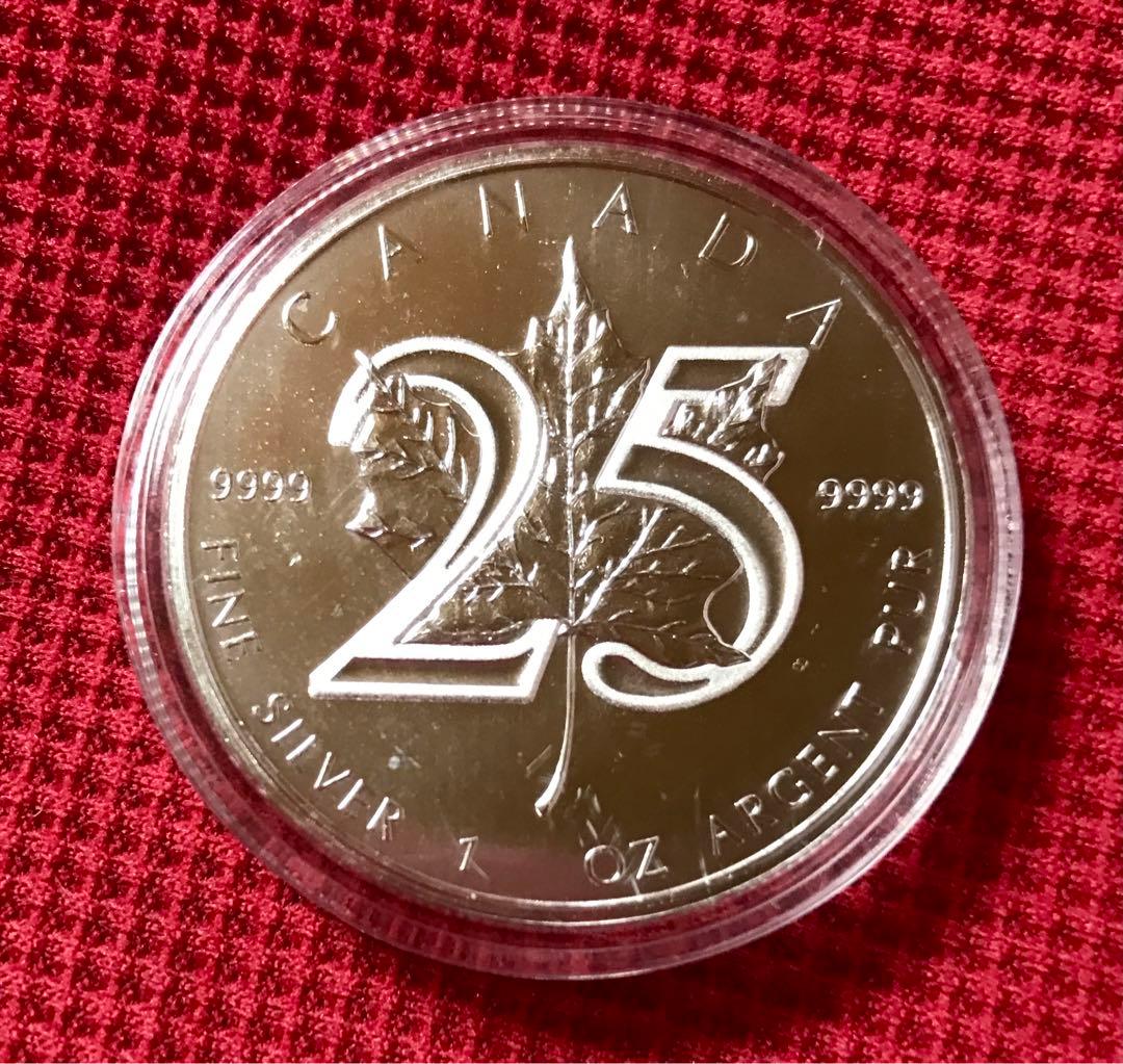 2013年　メイプルリーフ銀貨　25周年　1オンス　純銀