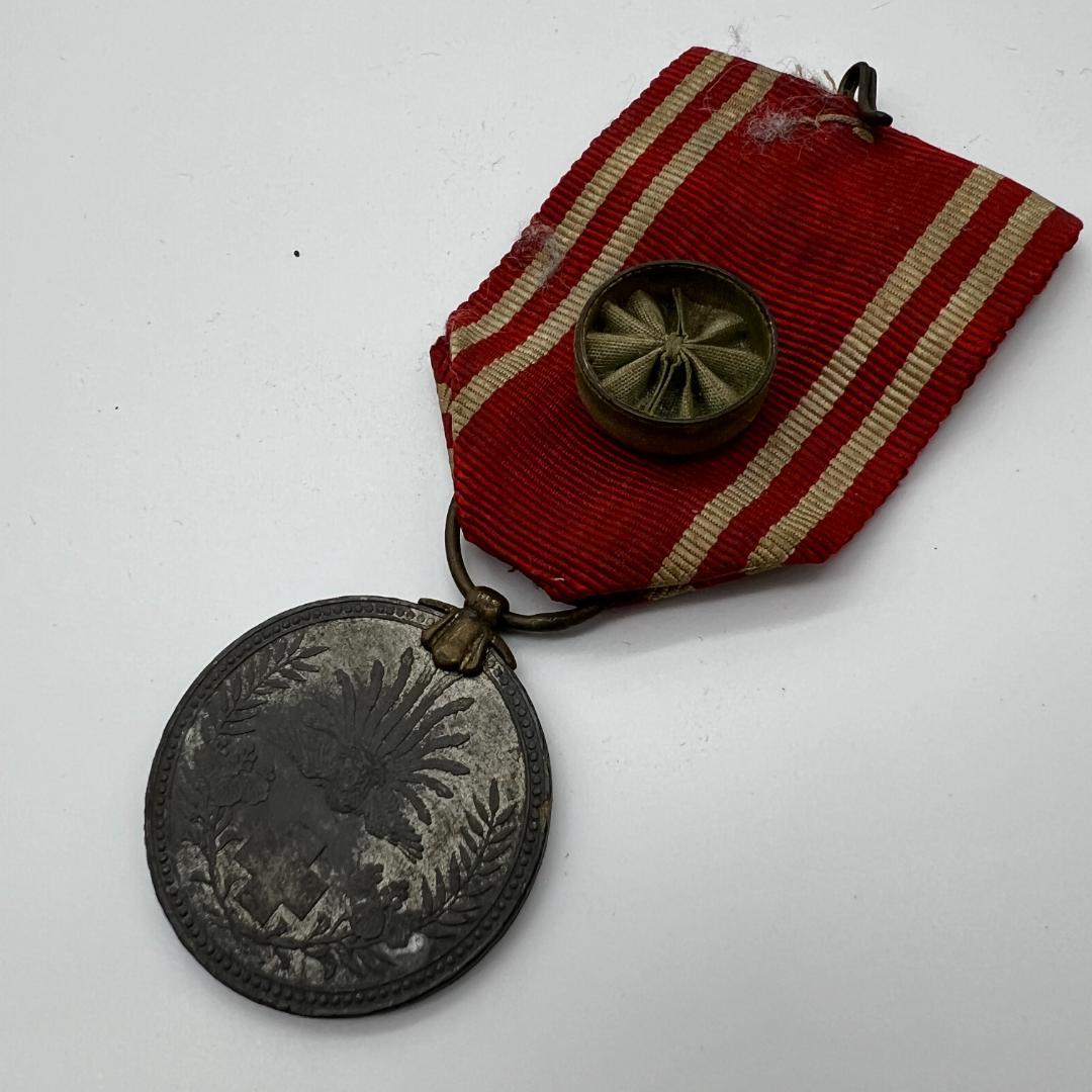 k-16 勲八等白色桐葉章 支那事変従軍記章 日本赤十字社 明治神宮崇敬会