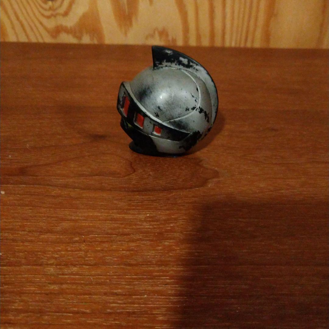 バンダイシルバー仮面ソフビグレー成型