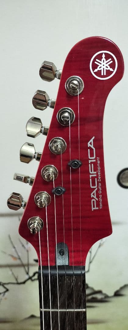 Yamaha PACIFICA 612エレキギター 赤
